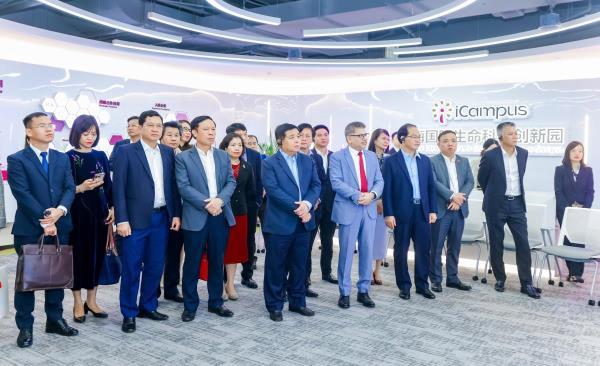 Đà Nẵng tìm hiểu kinh nghiệm quốc tế về phát triển Khu thương mại tự do