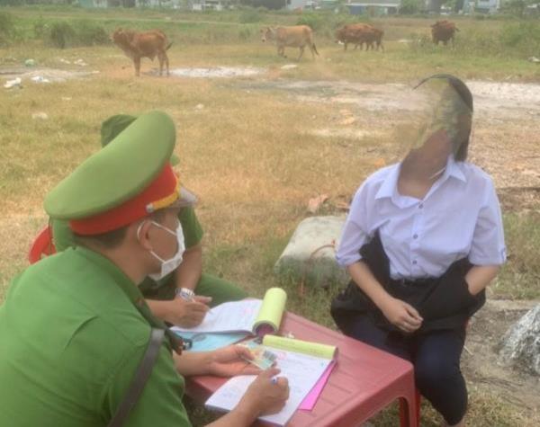 Công an Liên Chiểu tăng cường xử lý học sinh đi xe máy trên 50 phân khối tới trường