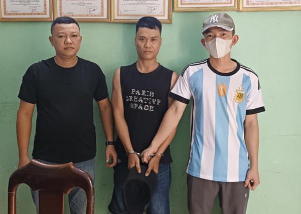 Truy trên mạng, tóm ngoài đời