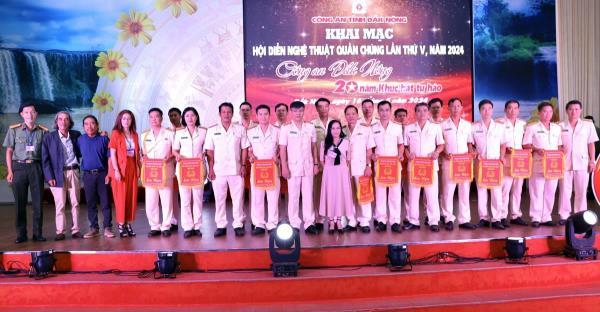 Hơn 500 cán bộ, chiến sĩ tham gia Hội diễn Nghệ thuật quần chúng với chủ đề Công an Đắk Nông- 20 năm khúc hát tự hào