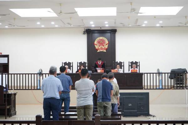 Tuyên án nhóm ngư dân cùng cán bộ nâng khống công suất tàu, trục lợi tiền hỗ trợ