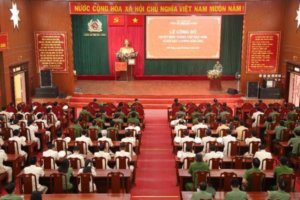 Công an Đắk Nông thăng cấp bậc hàm, nâng lương năm 2024