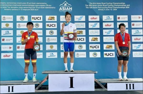 Cua-rơ Nguyễn Thị Thật giành HCB tại Giải Xe đạp đường trường vô địch châu Á 2024