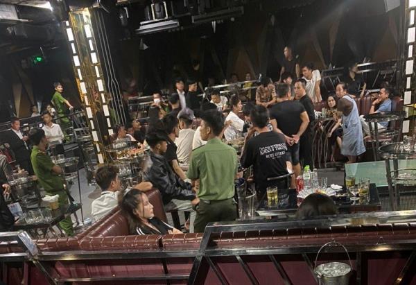 Khởi tố 2 vụ án liên quan đến ma túy tại Diamond Club Tam Kỳ