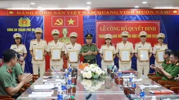 Công an Đà Nẵng công bố các quyết định thăng cấp bậc hàm, nâng bậc lương năm 2024