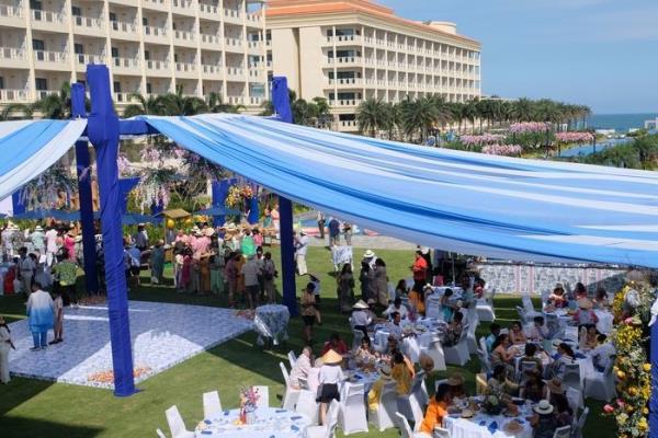 Đà Nẵng thu hút được 26 đám cưới theo hình thức du lịch cưới từ các cặp đôi nước ngoài
