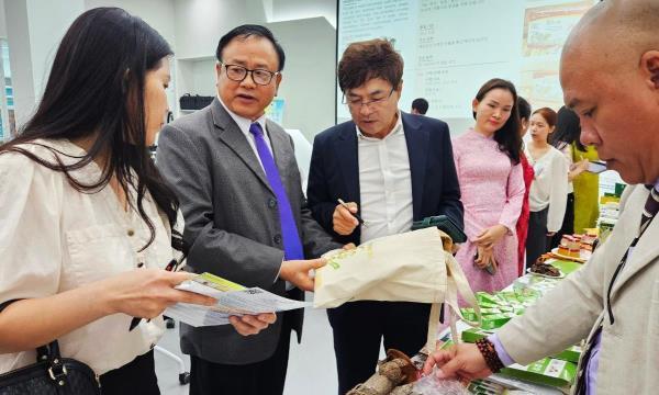 Đoàn doanh nghiệp Đà Nẵng kết nối giao thương tại Hàn Quốc