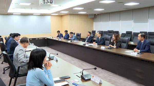 Lãnh đạo thành phố Đà Nẵng làm việc với Ban Quản lý Khu kinh tế tự do Incheon