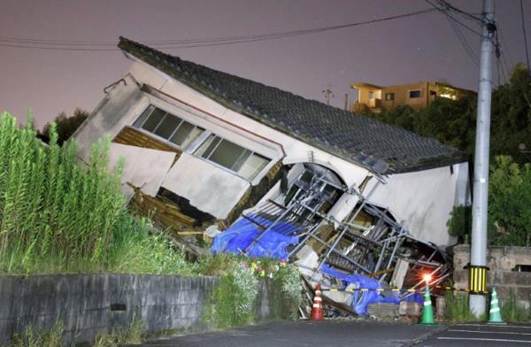 Nhật Bản cảnh báo nguy cơ xảy ra siêu động đất