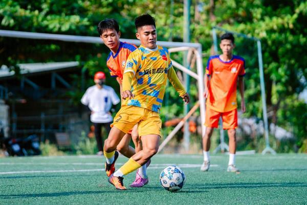 Giải bóng đá truyền thống tranh Cúp Chuyên đề Công an TP Đà Nẵng lần thứ XIV - năm 2024: Hiếu Hoa Đà Nẵng 6-2 VV FC