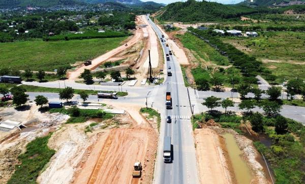 Chỉ cho phép nhà thầu thi công Dự án cao tốc Hòa Liên - Túy Loan khi thực hiện đầy đủ biện pháp bảo đảm ATGT