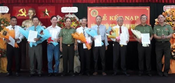 Hội Cựu Công an quận Sơn Trà kết nạp 7 hội viên mới