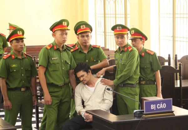 Tử hình kẻ gieo cái chết trắng