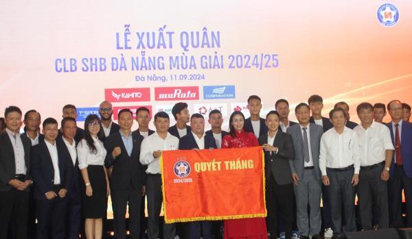 CLB bóng đá SHB Đà Nẵng xuất quân tham dự mùa giải 2024-2025
