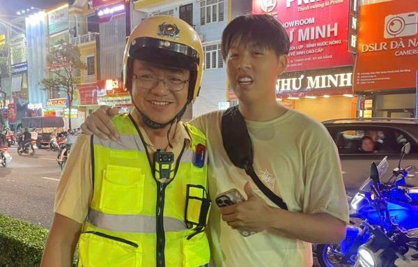 Cảnh sát giao thông Đà Nẵng bắt trộm trên đường phố