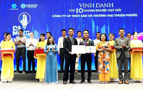 Đẩy mạnh thực hiện các chương trình tiết kiệm năng lượng và chuyển đổi kinh tế xanh