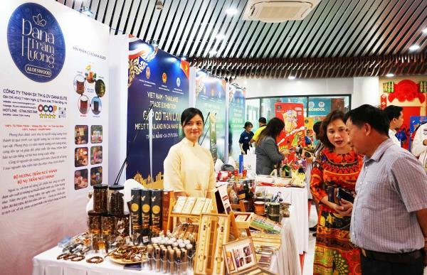 Khai mạc Hội chợ Thương mại Việt Nam - Thái Lan