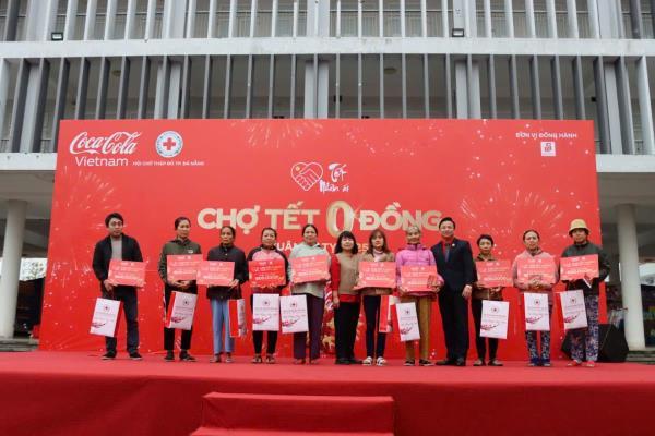 Chợ Tết 0 đồng dành cho hộ nghèo, người dân có hoàn cảnh khó khăn tại Đà Nẵng