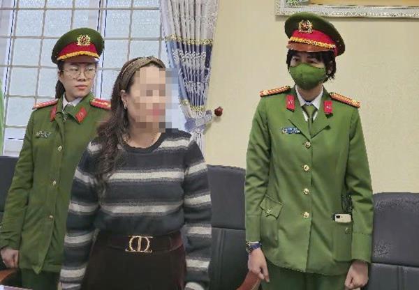 Uốn lưỡi… đoạt tiền