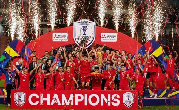 Việt Nam vô địch, Xuân Son vô đối