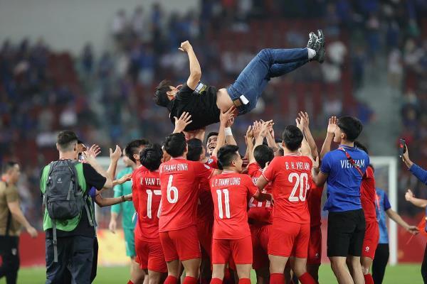 Trong âm hưởng của ASEAN Cup