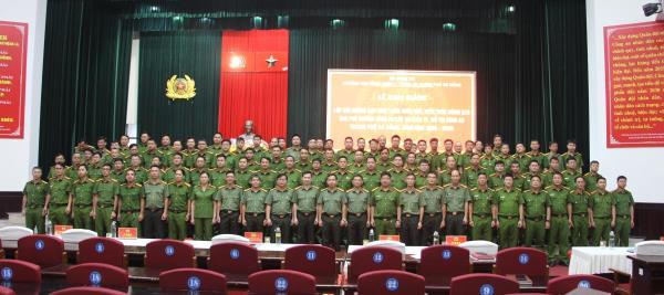 Khai giảng Lớp bồi dưỡng cập nhật kiến thức mới, kiến thức nâng cao cho 104 Phó trưởng Công an cấp xã