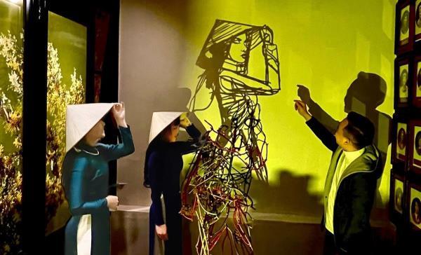 Tìm bóng qua hình