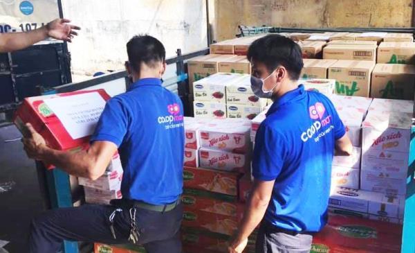 Kịp thời cung ứng, cứu trợ hàng hóa thiết yếu đến người dân