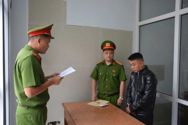 Bắt giam một nhân viên công ty chuyên lập đơn hàng khống chiếm đoạt hàng trăm triệu đồng