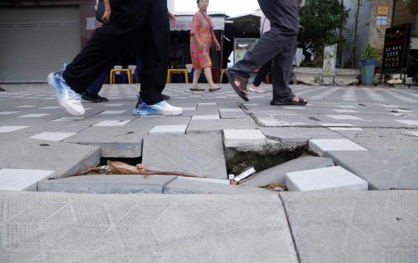 Tầm soát các dự án cải tạo vỉa hè bằng giải pháp thiết kế mới của Đà Nẵng (Kỳ 1: Xuất hiện bất cập, chưa như kỳ vọng)