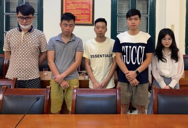 Truy tố nhóm giả danh bác sỹ, lừa đảo 2.500 người tham gia Hồ sơ vàng