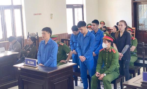 Xét xử nhóm đối tượng nổ súng tấn công người thi hành công vụ