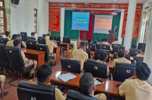 Tổ chức lớp tập huấn cấp thẻ sát hạch viên cho lực lượng Cảnh sát giao thông