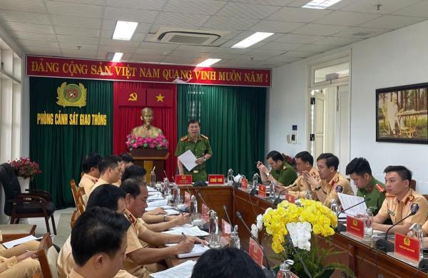 Tổ chức tiếp nhận, thực hiện các chức năng, nhiệm vụ mới của lực lượng Cảnh sát giao thông