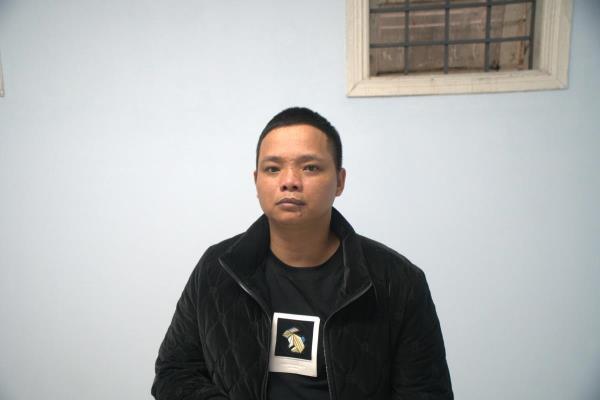 Cảnh sát Hình sự Đà Nẵng bắt đối tượng hack Facebook lừa đảo, thu giữ 10 sổ tiết kiệm 1,3 tỷ đồng