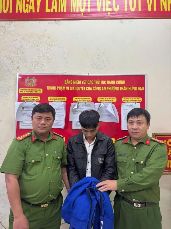 Chạy đâu cho thoát