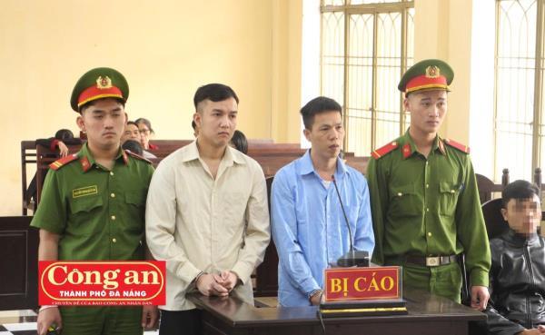 Hai thanh niên ngụy trang, mang súng nhựa đi cướp ngân hàng