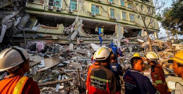 Động đất Myanmar: Đội cứu hộ và hàng viện trợ các nước đổ về Mandalay
