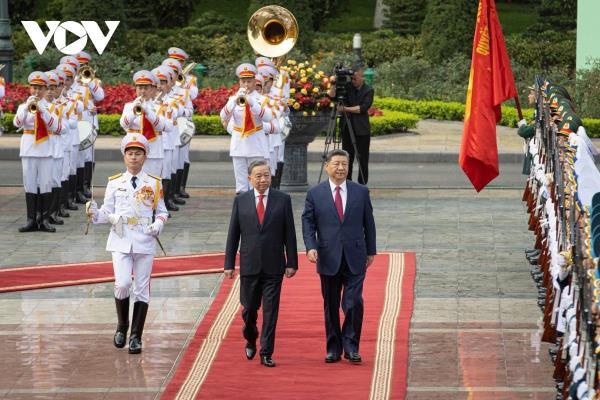 Tổng Bí thư Tô Lâm chủ trì lễ đón trọng thể Tổng Bí thư, Chủ tịch nước Trung Quốc Tập Cận Bình