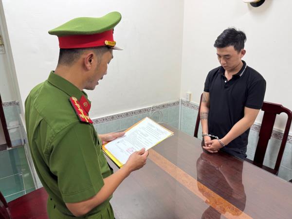 Dò mật khẩu chôm tiền trong thẻ ATM