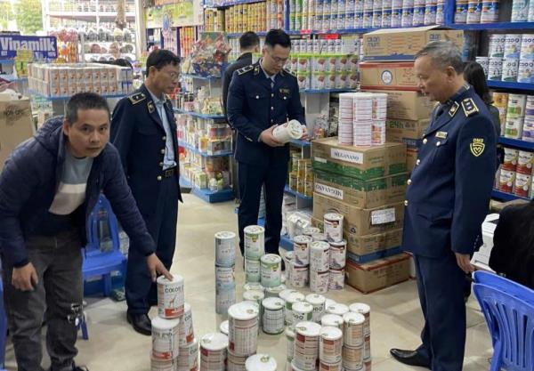 Bộ Y tế đề nghị thu hồi 12 loại sữa giả