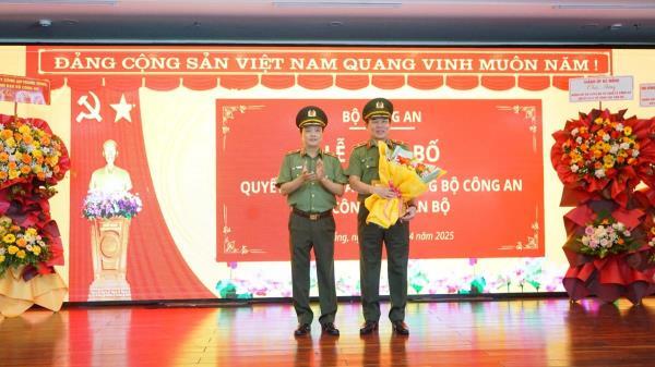 Thiếu tướng Vũ Xuân Viên nghỉ công tác sau hơn 43 năm cống hiến cho lực lượng Công an nhân dân