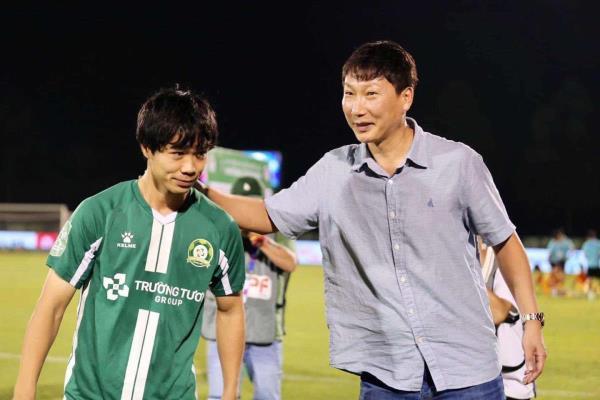 Công bố danh sách tuyển Việt Nam: Công Phượng, Quang Vinh được gọi