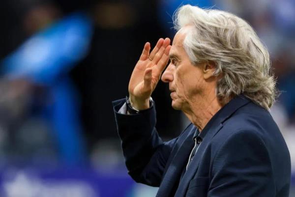 Ronaldo có thầy mới