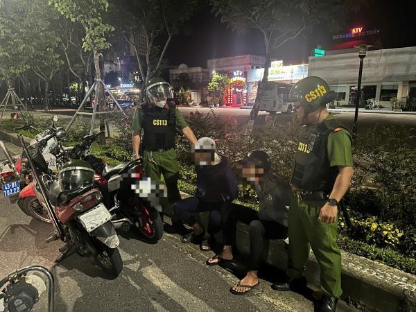 Cảnh sát 113 Đà Nẵng kịp thời phát hiện hai thiếu niên trộm xe máy lúc rạng sáng