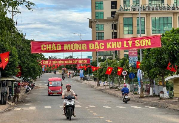 Ngày mới ở Đặc khu Lý Sơn