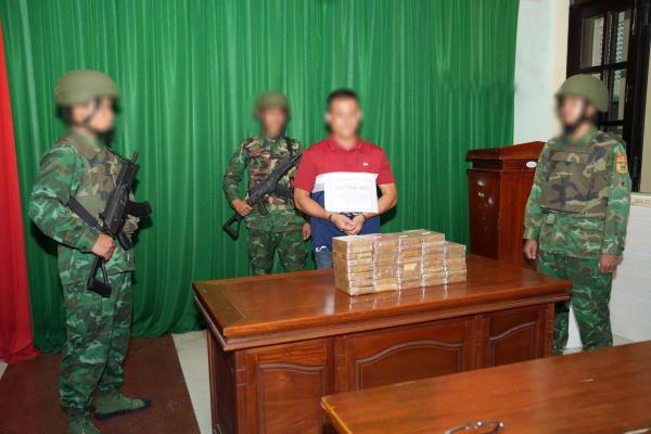 Ngăn chặn các loại tội phạm qua Cửa khẩu quốc tế Nam Giang