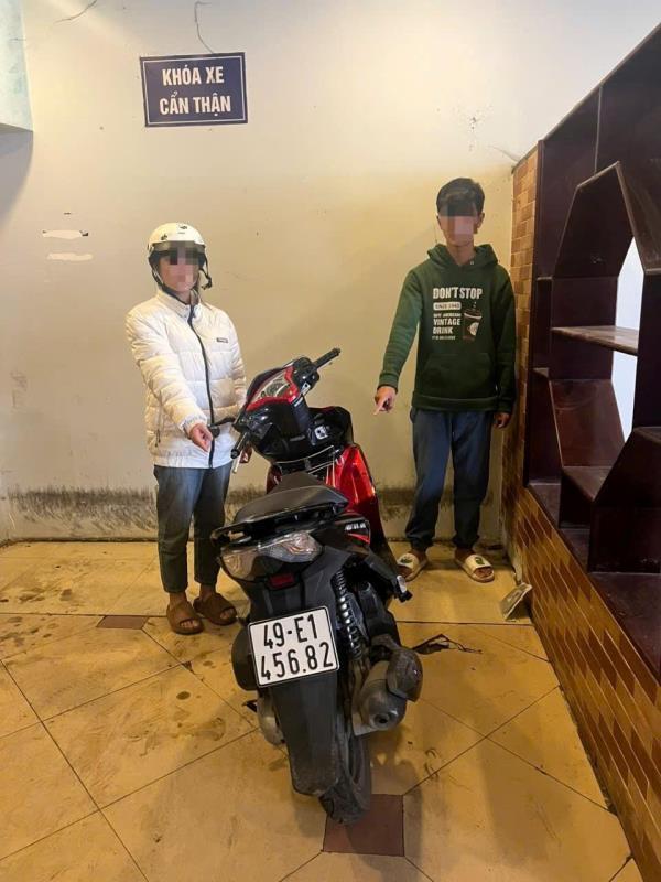 Tranh thủ kiếm thêm trên đường tìm việc