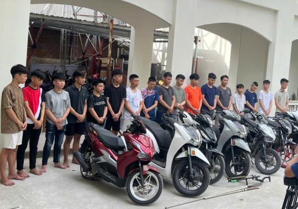 Công an Đà Nẵng bắt 14 báo thủ đường phố