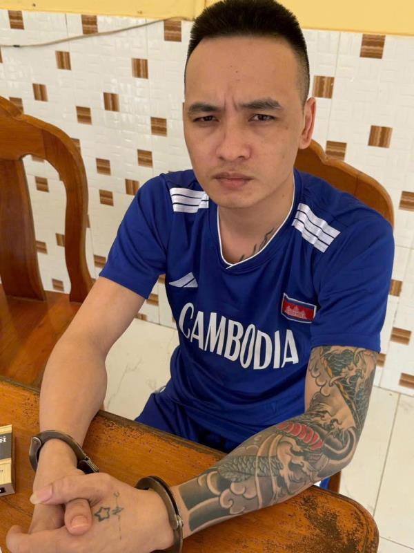 Bắt đối tượng cầm đầu băng nhóm giả danh cán bộ tư pháp để lừa đảo đang lẩn trốn tại Campuchia